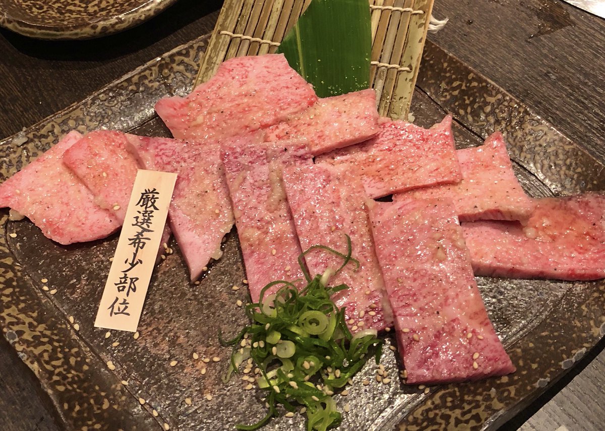 YOSOROnoYOU's tweet photo. 確かに美味しかったよ❗️
確かに楽しかったよ😊

でも４人でこの支払いはさす��にヤバイ…🙈💸笑 https://t.co/3tfdDbNUli