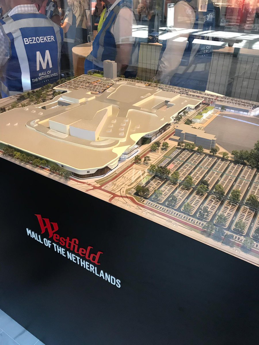 BBCZoetermeer's tweet photo. Vandaag is het een keer tijd voor iets anders dan een ontbijt. De leden van de Business Breakfast Club zijn te gast bij de Mall of the Netherlands. Dit is een groot project van Unibail-Rodamco-Westfield waar de leden vandaag een rondleiding krijgen bij de bouw. https://t.co/xImu6DhD2d