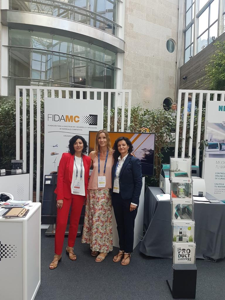 HABRILAN's tweet image. Hoy con las chicas de @FIDAMC_  y @MaterialCharact en #MATCOMP19. Los #Patrocinadores y #AsociadosAEMAC