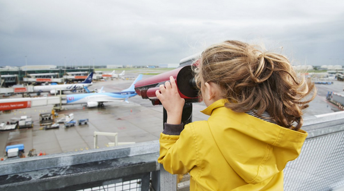 Bij Schiphol zoeken we een stagiair(e) voor het communicatieadvies- en social media team! Ben/ken jij iemand die een stage zoekt vanaf september? Let us know! …llegeschiphol.recruitmentplatform.com/details.html?n… #vacature #stage #communicatie