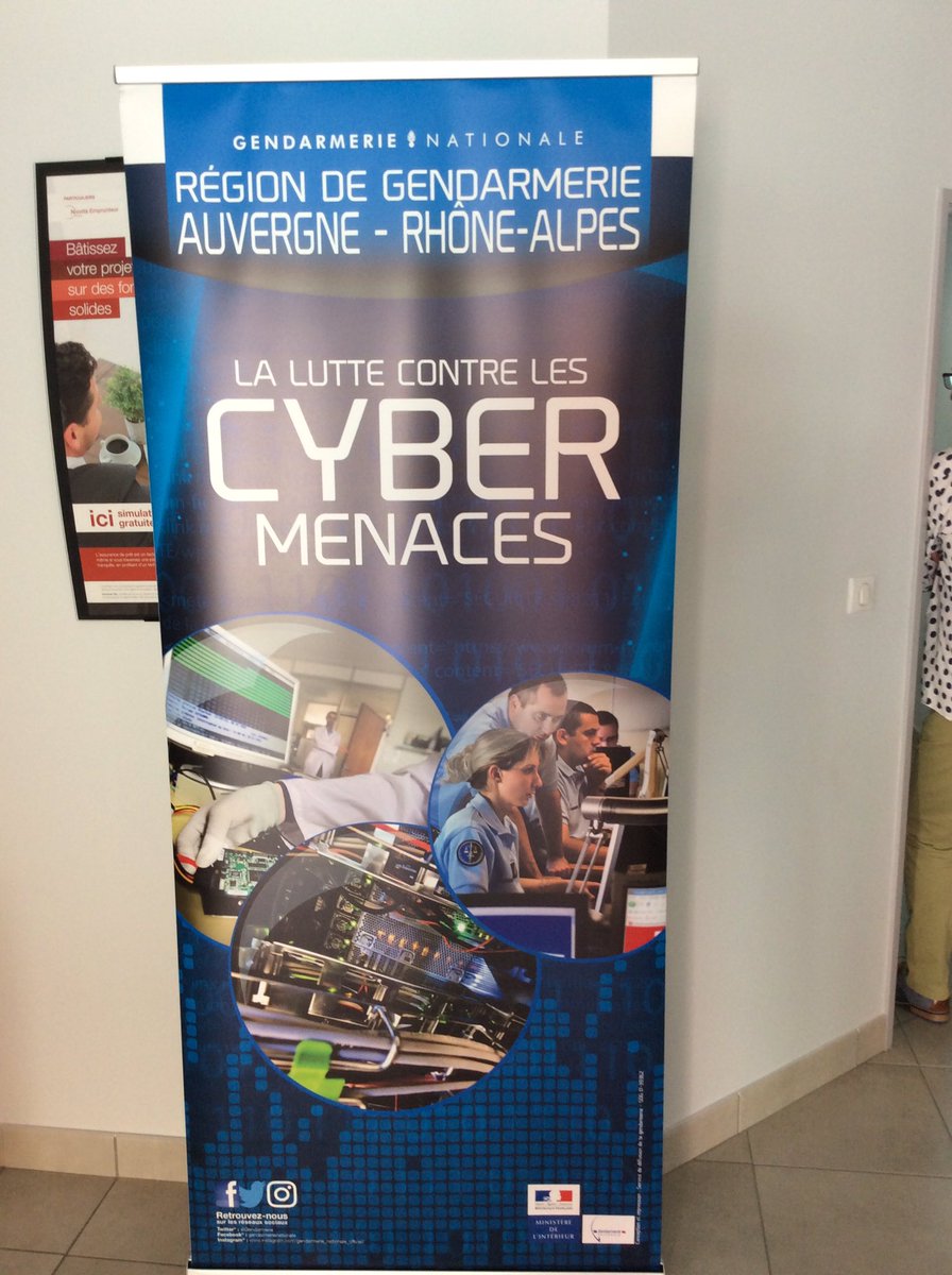 VIALJM's tweet photo. Réunion d’information clients à l’agence de VIENNE REVENTIN sur le thème de la #cybercriminalité. Thierry et Laurie JACQUET ont invité des clients pro qui se sont montrés très attentifs lors de la présentation réalisée par le Maréchal des Logis Chef Eric POZZI. #GENERALI #GPN 👌🏻 https://t.co/YDzXhjIpOx