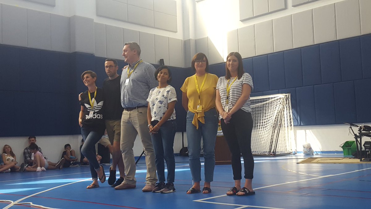 HorizonDubaiUAE's tweet photo. Today was our final WHOLE school assembly and what an emotional day it was. We said our goodbyes and wished our Yr 6 students well as they leave for Secondary School. We also said goodbye to teachers and staff leaving Horizon. Have a wonderful summer break and safe travels! https://t.co/hJRqNE36Su