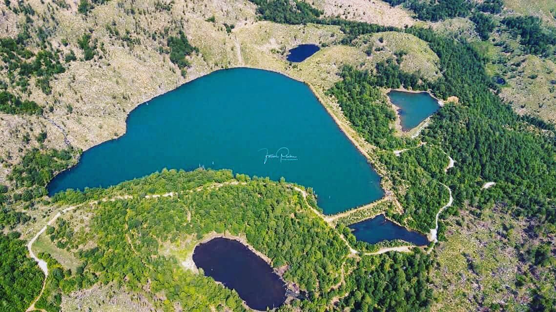 fationplaku1's tweet photo. Lura lakes.  Lure.  Diber.  Albania
#luralakes #lure #lakes #diber #mountains #albania #hiking #wildplace #traveltheworld #adventuretime #getaoutside #wanderful_places #amazing #explorealbania #outdoorvideos #insta #instagood #instagram  #river #peshkopi #drone #dji https://t.co/R2hyEvUySb