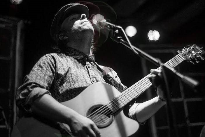 Jony Calleja presenta su nuevo sencillo en Sala SCD de Bellavista 🎤👉 bit.ly/2FREERe