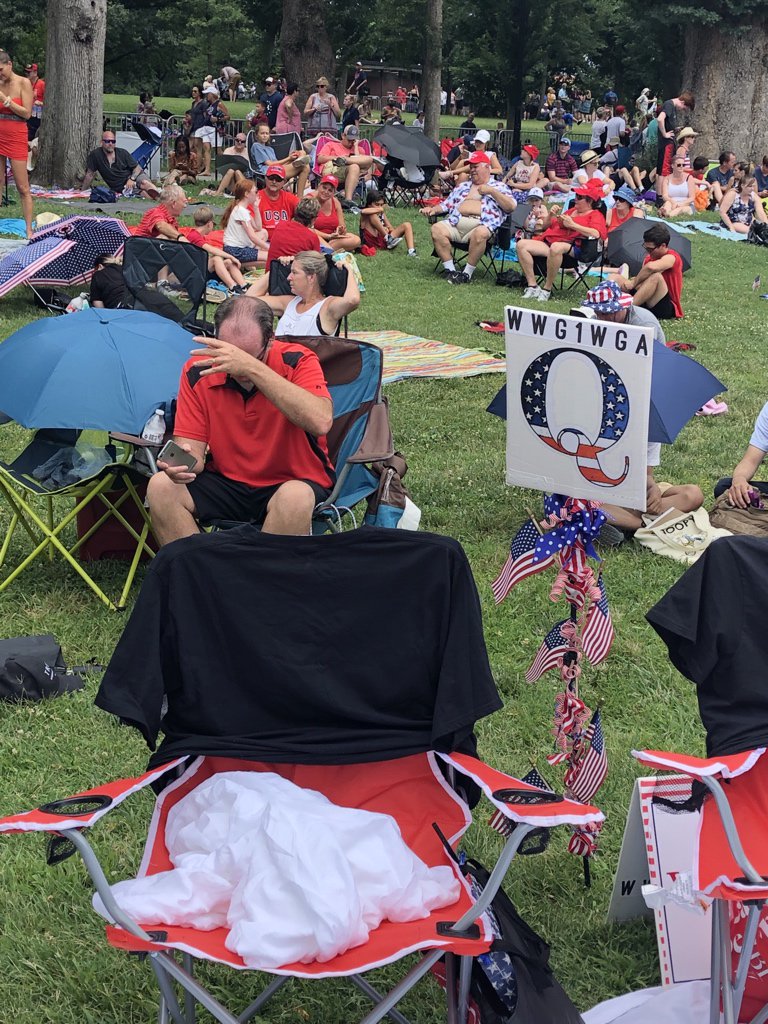 D-p0OI8XYAcA3n4?format=jpg&name=medium