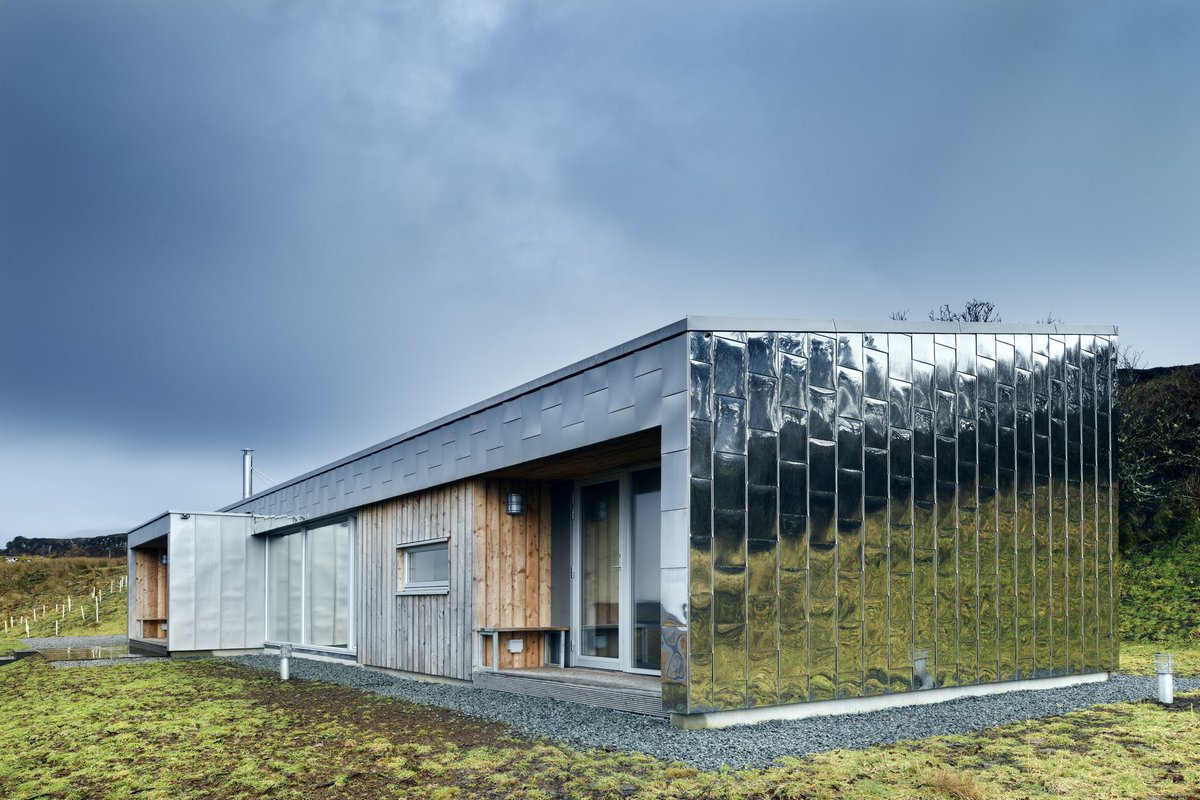 hlmetalsltd's tweet photo. Invisible House - Isle of Skye @ArchDaily @dezeen https://t.co/0sDNIRxKna