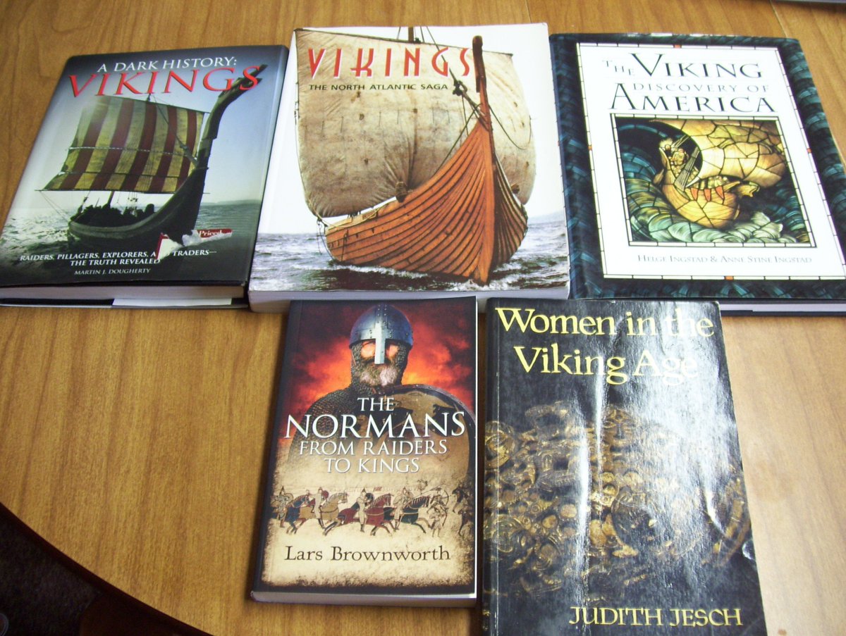 hammerron's tweet photo. You might have thought I was out on a raid, but no I was trading with my offering of green strips of cotton (dollar bills). These were goodies from a second hand book store. #vikingraid #vikingtrader #vikingbooks #goingviking https://t.co/4njt7QhDSY