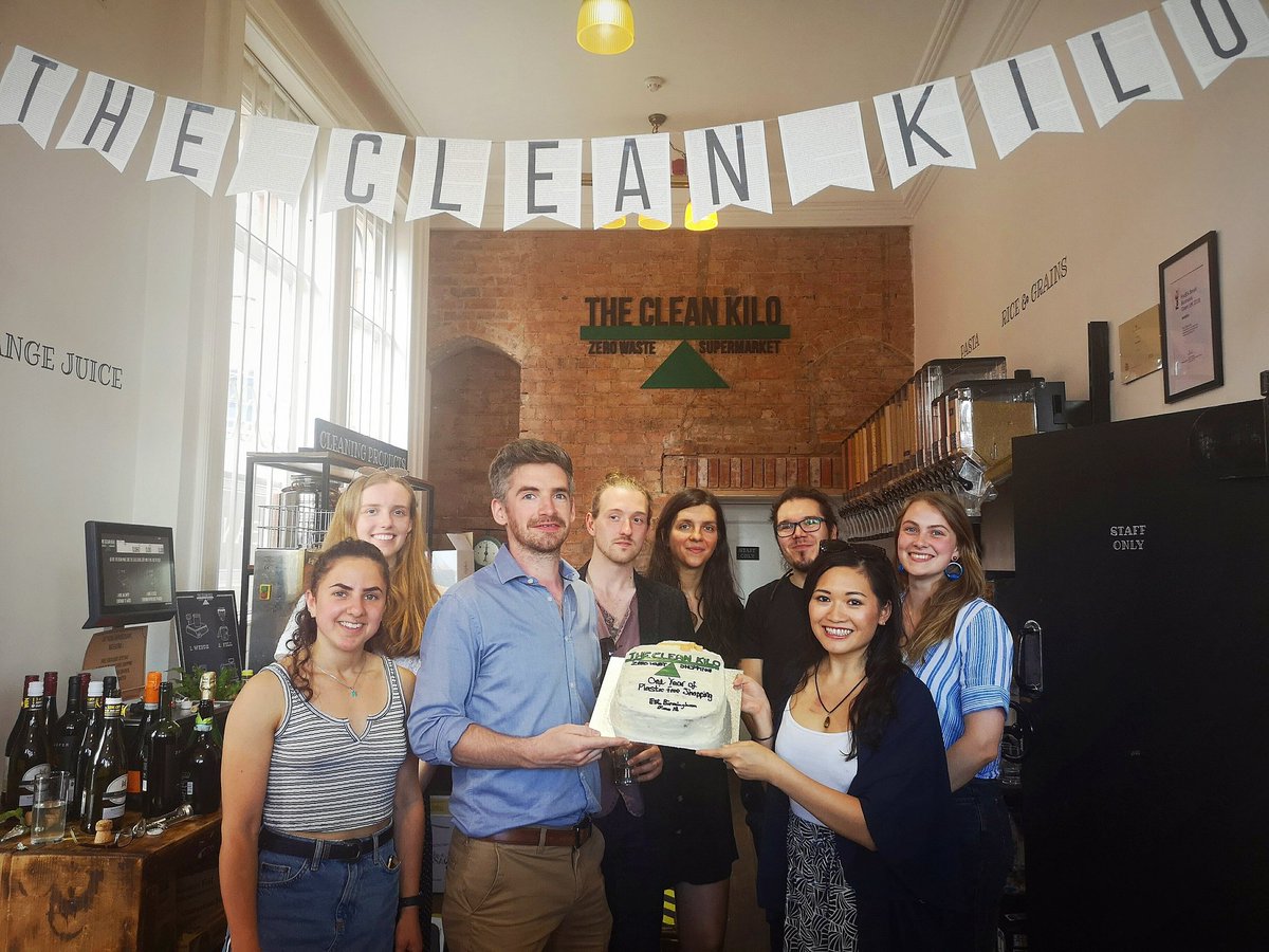 TheCleanKilo's tweet photo. The Clean Kilo turns ONE! 
We have grown to 4K on Twitter, 9K on Facebook &amp; over 11K on Insta😲 so we realise you may not know our story: https://t.co/3QnHOisDEb 
We would like to take this opportunity to say a massive THANK YOU for being part of the plastic pollution solution!🌏 https://t.co/mWVJv2oE3a