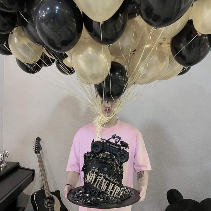 Happy bday king!!!  İ love u so much 😘.
 Seni tanımak her şeyden çok güzel. İyik doğdun. Tüm iyi dileklerim seninle. 💞💋 <a href="/sontungmtp777/">M-TP</a>