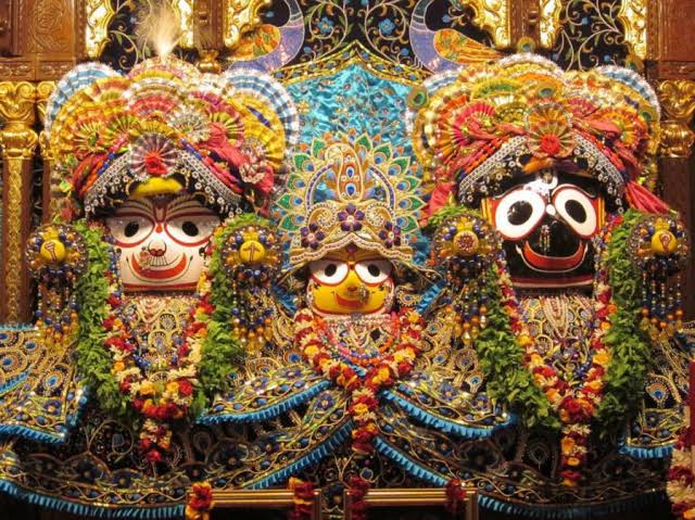 SrBachchan's tweet image. T 3215 - Rath Yatra badhai shubhkamanayein