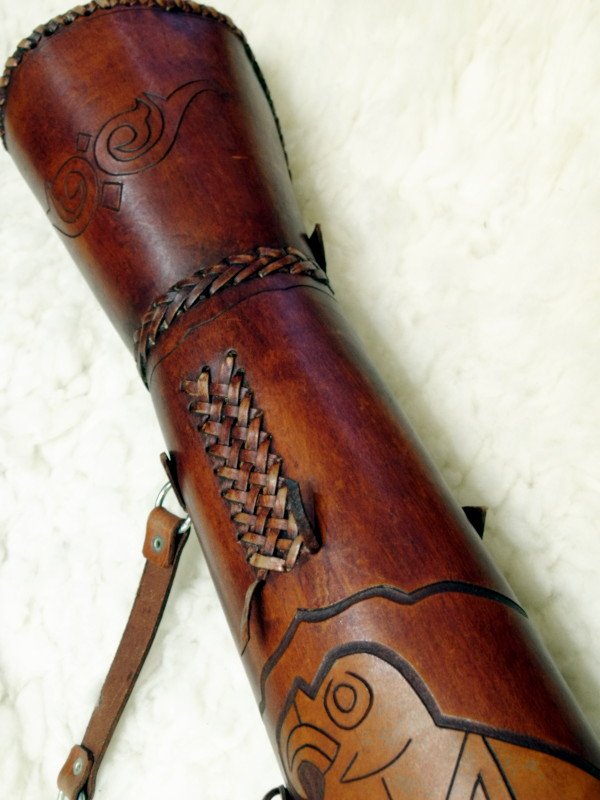 hunarcher's tweet photo. Leather Quiver for Horsearchers 
https://t.co/7Kwh0SakI2
#archerylife #arrow #arrows #archerytag #traditionalarchery #traditionalbow #scythianbow #scythianarchery #assirianbow #persianbow #archery #archer #bowsale #archerytag #arrow #arrows #assirianbow #archeryseason https://t.co/onBClRC5sL