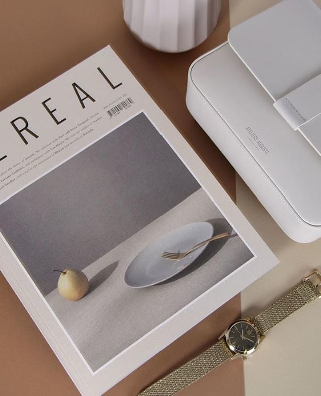 AteliersAuguste's tweet photo. Matching White and Gold #minimonceau #sixty #watch #marchlab #cerealmag https://t.co/fygWQJ7Xqd https://t.co/aVNOoQYK2m