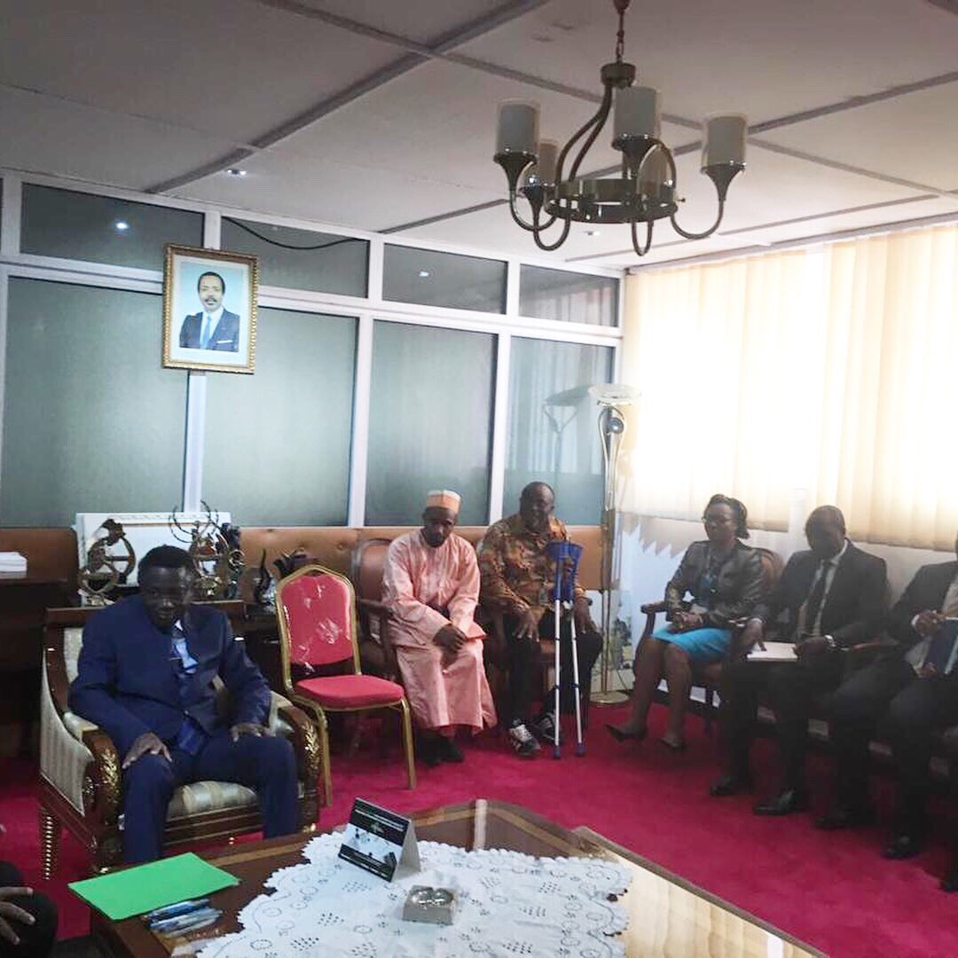 ARTCameroun1's tweet photo. La décision N°00000109/ART/DG du 24/06/2019 a constaté la composition de la Commission Interne de Passation des Marchés auprès de l’ART.  Le DG a procédé ce jeudi 04 Juillet à l’installation des nouveaux membres de la Commission Interne de Passation des Marchés auprès de l’Agence https://t.co/R0u2H1Rbmd