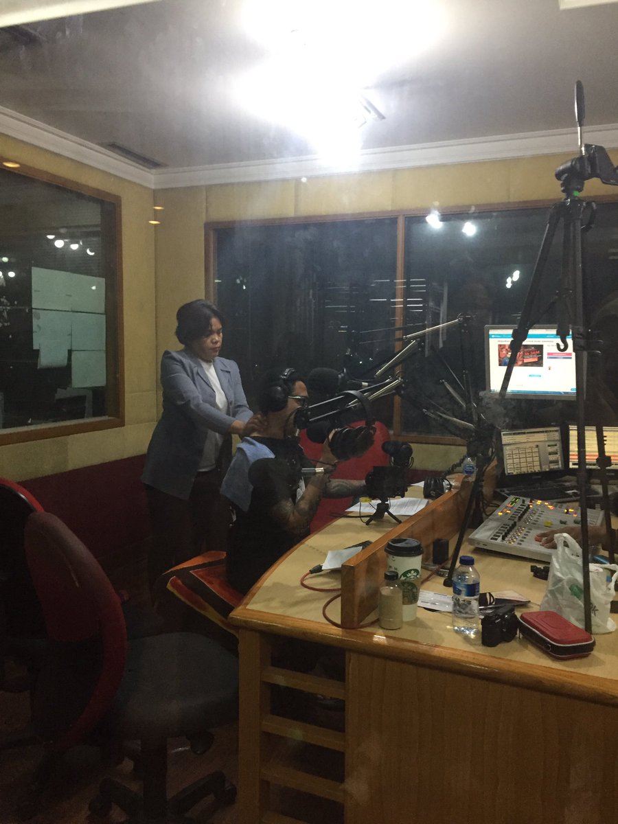 ruangan @hardrockfm sudah beraroma panti pijet, AYO SEMANGAAATT ABAAANG!!! SEKUUTTT <a href="/pergijauh/">Dewan Perwakilan Vespa</a> 💛💛💛💛💛💛