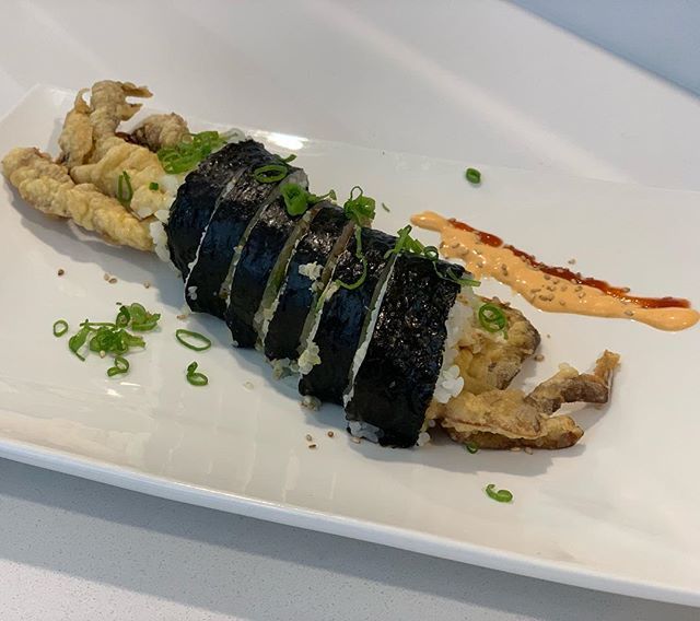 rsun0525's tweet photo. #spiderroll sushi #maki #japanesefood #netde #igdelaware #thehungryeyes #food #foodporn #instafood #foodstagram #foodgasm #yummy #delicious #letsguide #follow #followme #delaware https://t.co/x3W3oC7fev https://t.co/ZJCvOiZEXv