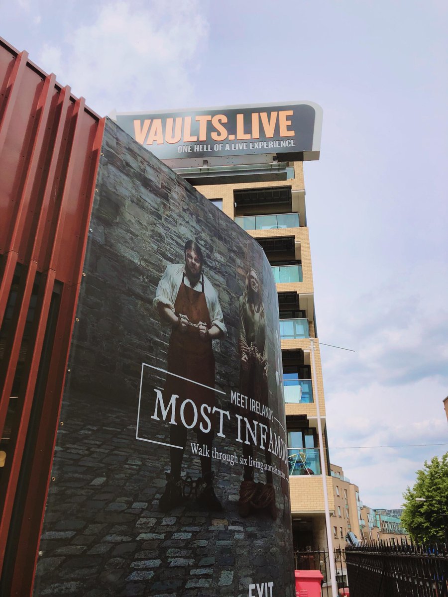 ArcadiaIreland's tweet photo. Meet Molly Malone and Dracula all in one! The Dublin Vaults Live experience is an interactive show about fascinating (and spooky) areas of Dublin history not to be missed--they even have student ticket deals! #arcadiaireland https://t.co/elcIQclPBw