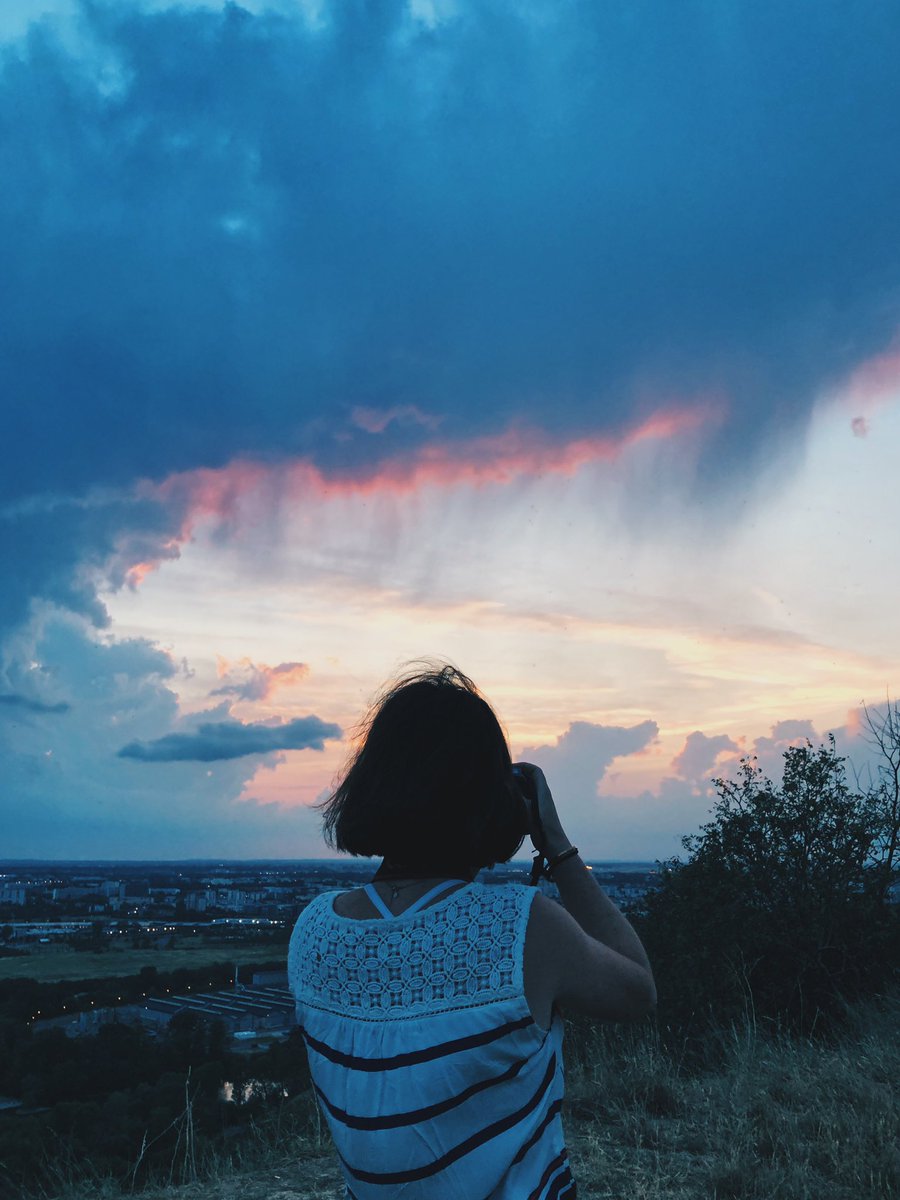 Hier soir nous avons organisé notre pique nique annuel sous une météo assez capricieuse... mais le Sunset était fabuleux ! Retrouvez les photos sur #Instagram via #igerstlse_picnic2019.
#jeudiphoto #igerstoulouse #toulouse