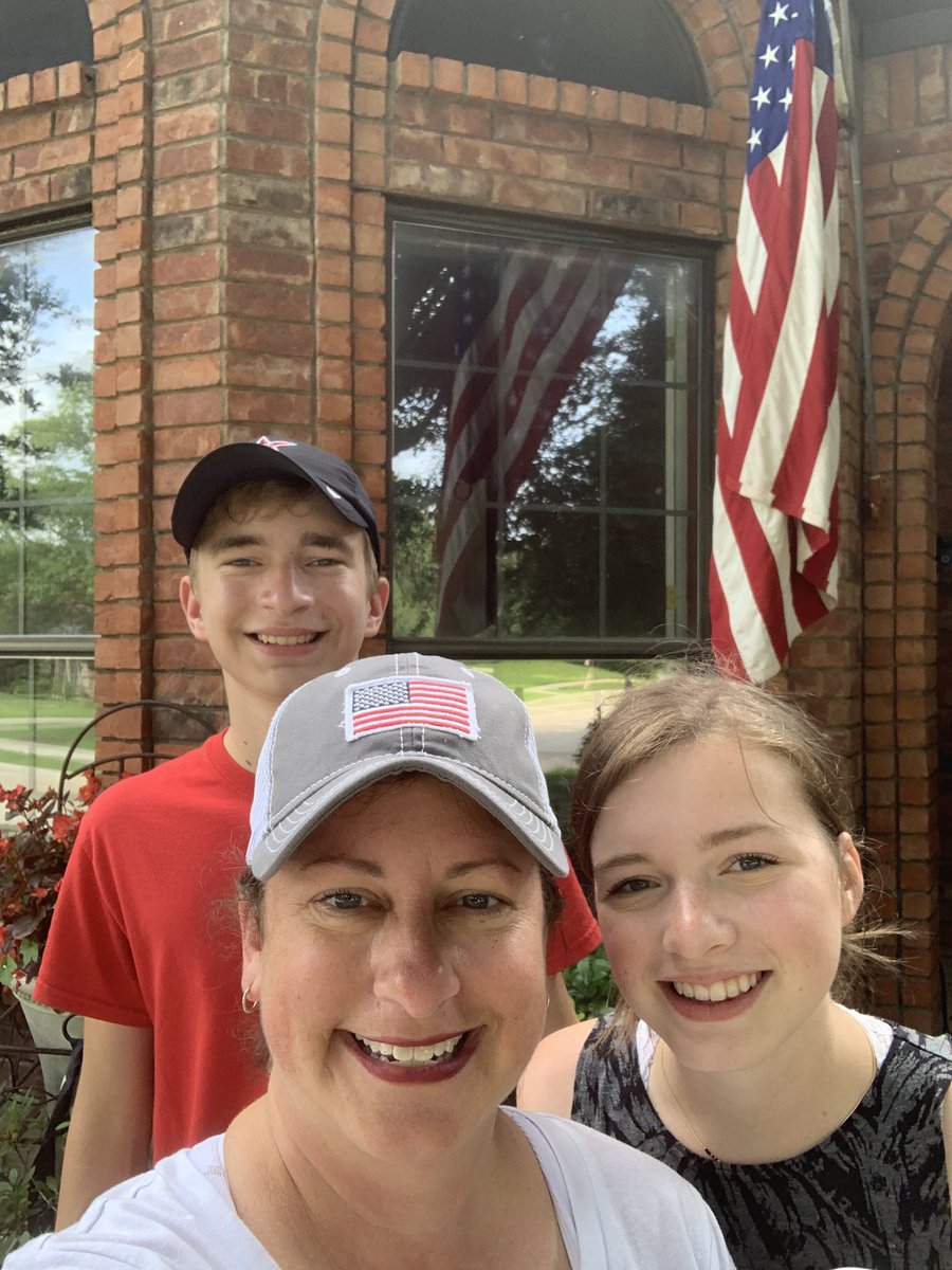 jbraafladt's tweet photo. Happy 4th of July! 🇺🇸🇺🇸 Had fun watching Hayden march in his first 4th parade #mkbsummerselfie #MKBMavs https://t.co/SJpAhPXc30