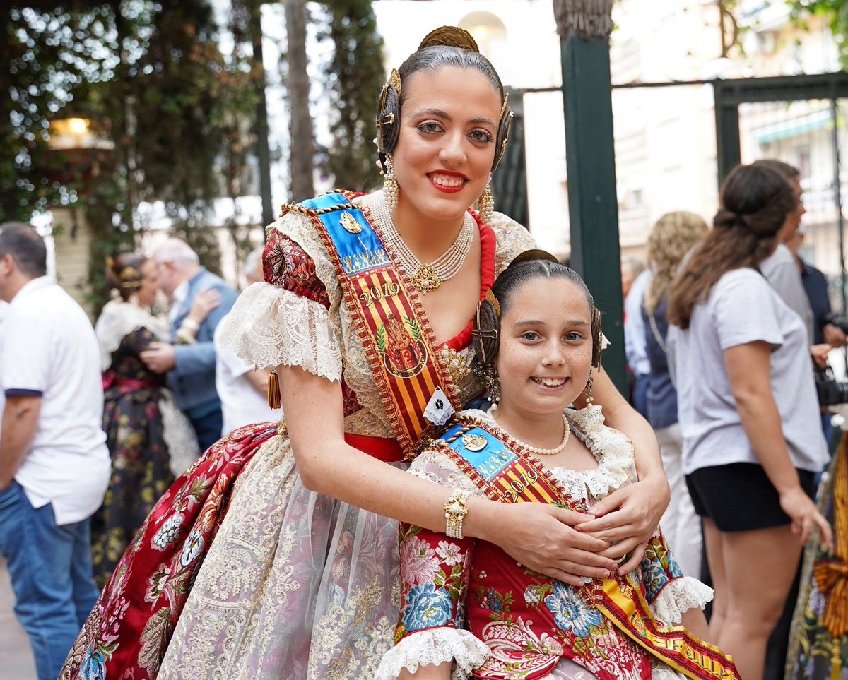 El próximo sábado 6 de julio a las 22 horas y en los Jardines Norte del Palau, tendrá lugar la Preselección del Sector Ruzafa A. Nuestras FM 2019, Noemí y Pilar serán nuestras representantes y queremos desearles mucha suerte! A por todas!
#ElCleroMola