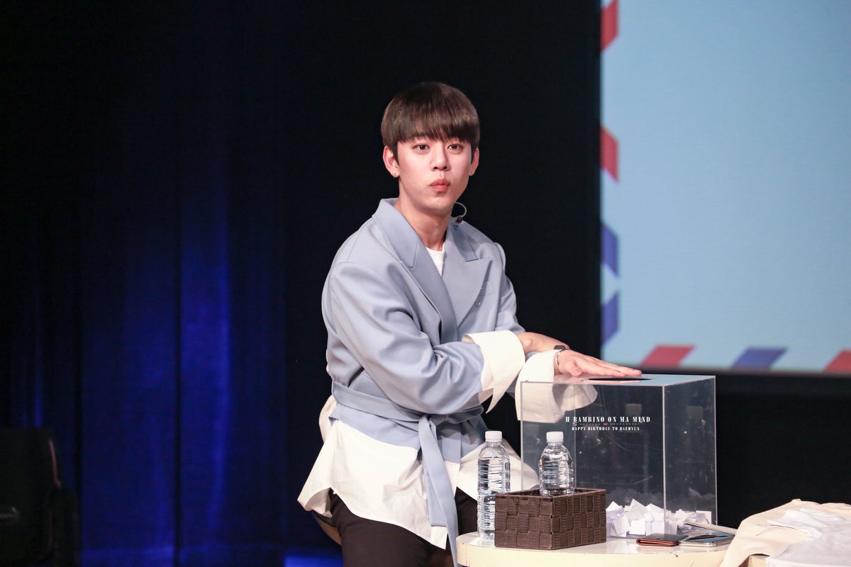 HBOMM0628tw's tweet photo. 190622 DAEHYUN Birthday Party ⭐️
@DAEHYUN_2019 https://t.co/NFYWBQtygQ