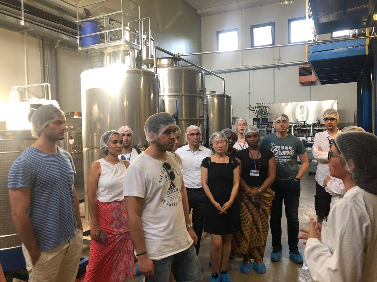 Gli studenti e i ricercatori della ISSNP - Summer School on Natural oggi hanno visitato l’azienda EVRA che trasforma prodotti naturali. 
#aNacaBasilicata

anacabasilicata.it/2019/07/03/ana…