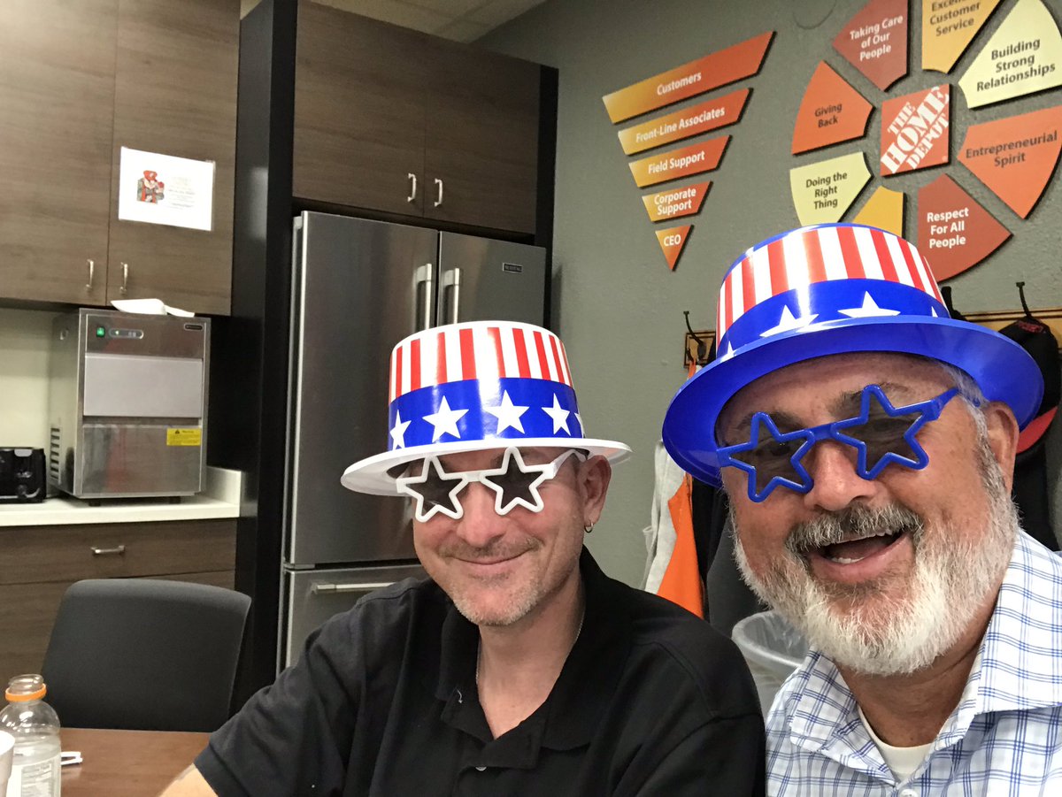 Bob15742780's tweet image. Happy 4th all! What a blessing it is to work for THD, a company that allows us to take care of our associates...Choo Choo BBQ, and banana pudding. Can’t get more patriotic! @jjnelson95 @tikki708 @misshd03 #nofireworks #makeworkfun
