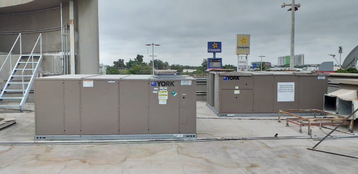 reacsamx's tweet photo. Sumamos un cliente más satisfecho, hicimos entrega de 8 equipos paquete marca York de 25 toneladas 🙂👍
✔Entrega realizada por nuestra #sucursalculiacán 🗺
#reacsa #proyectosgdl #york #aireacondicionado #refrigeración #refacciones #herramientas https://t.co/CFpJ6hyixJ