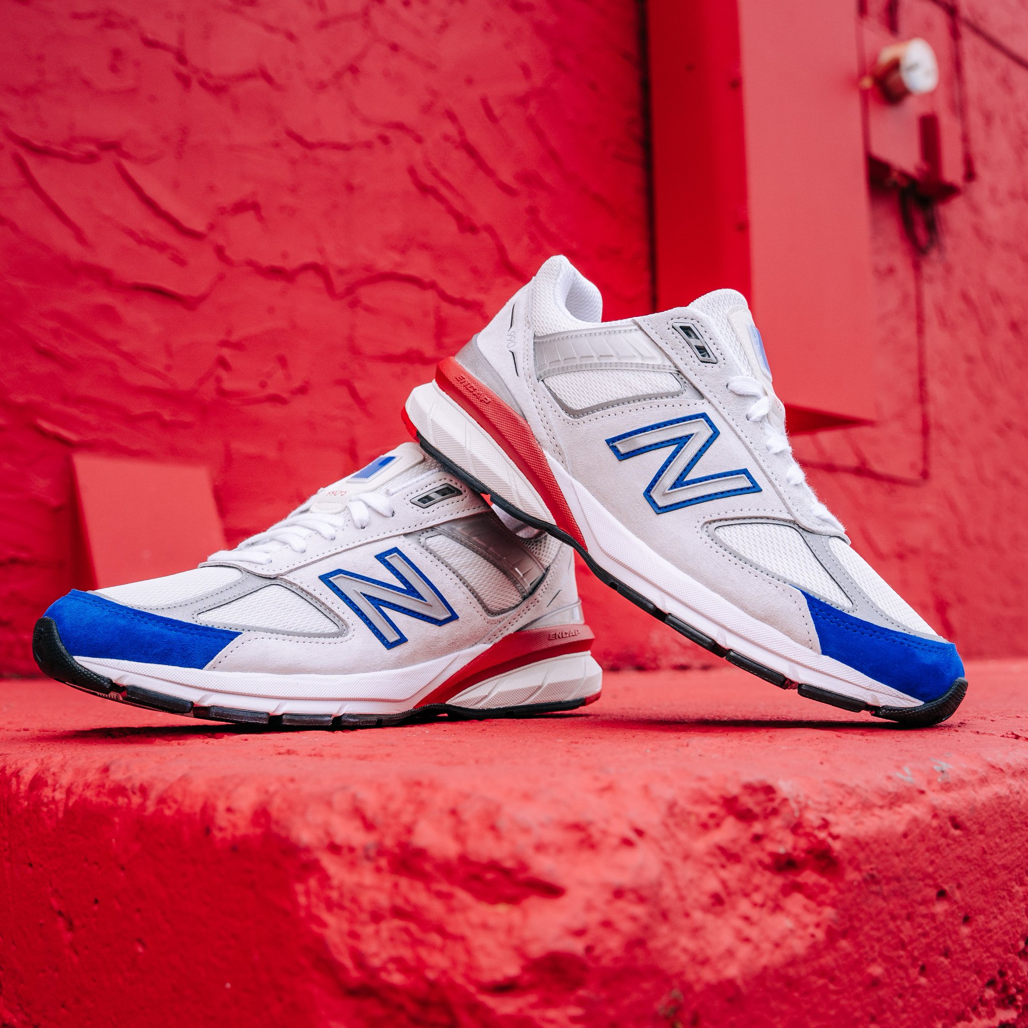 JustFreshKicks on Twitter: LIVE via Footlocker New Balance 990v5 '4th of  July' u003du0026gt; https://t.co/yqwXAMduw5 https://t.co/JCKJt5PbvH / X