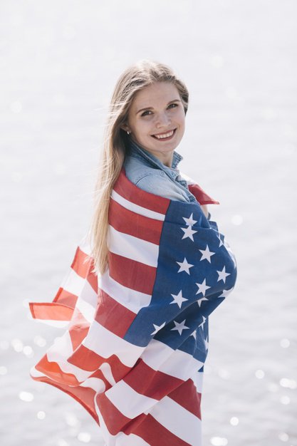 DRFIRSHEIN's tweet photo. Happy 4th of July! With fireworks, barbeques, and good company, who can resist a good 4th of July party? Check out these 10 health tips for the fourth of July so you can celebrate responsibly: (https://t.co/UebeIOP6fO) https://t.co/vSL89ewQd3