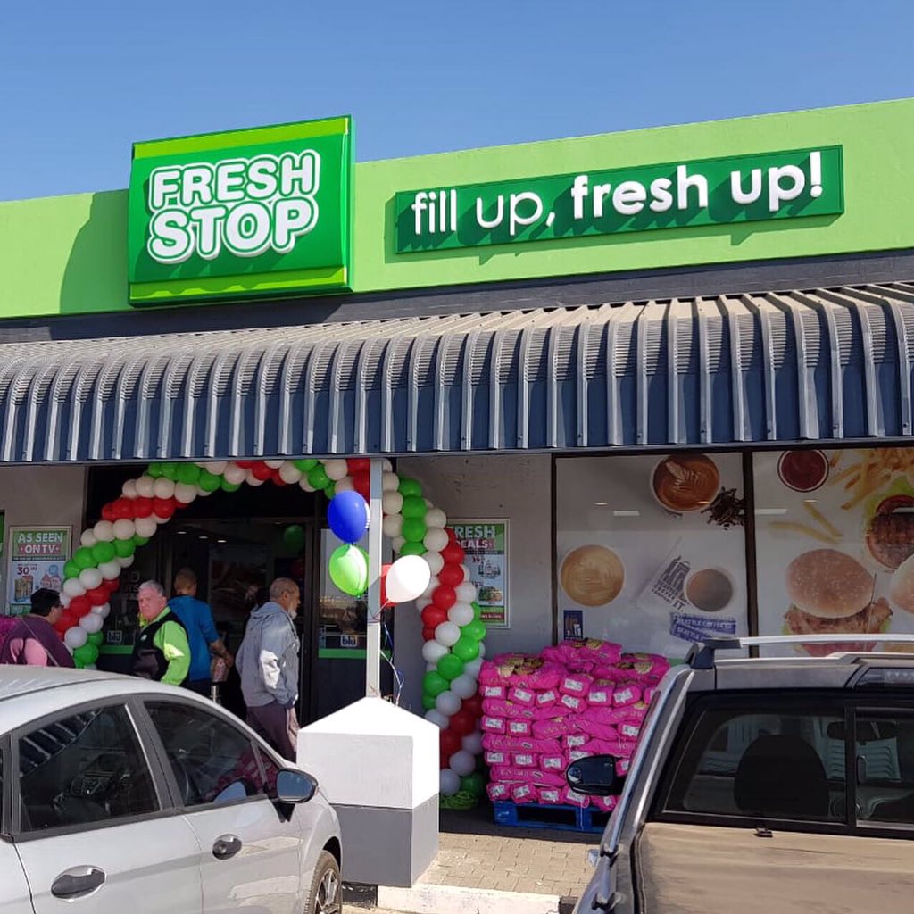 idropwater's tweet photo. There’s a new @FreshstopSA store in Vereeniging, and I-Drop is ready to provide their customers with affordable drinking water refills!💧🎊It’s called Freshstop Washington Post, and Prince installed #IDropWaterInStore on the 4th June. https://t.co/y60lgZpqk8