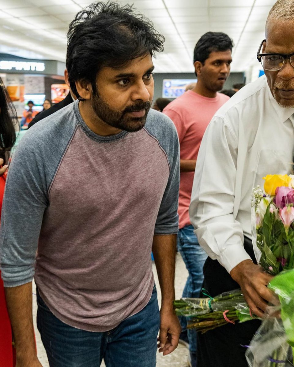 Anything4Pk's tweet photo. My Addiction 🤤♥️🤩 #HisLooks 🔥 @PawanKalyan 😍😎 https://t.co/sK9vPMRIwe