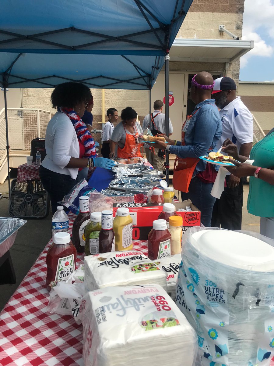 And.....The party continues at 2558!!! ⁦@paulclymer⁩ ⁦<a href="/BrianConwayTHD/">Brian Conway</a>⁩ ⁦@2558Frank⁩ ⁦@always_ally88⁩