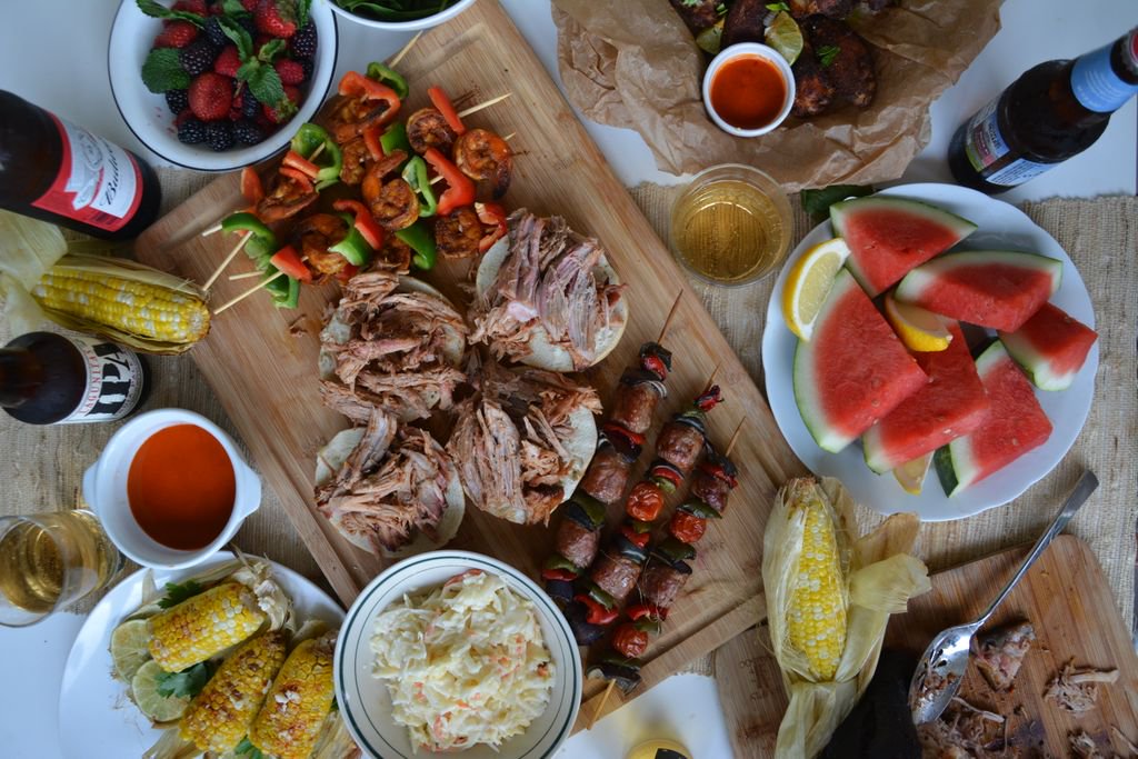 Happy 4th of July from all of us here!! We're celebrating with this spread 😍Tell us what you're bringing out today in the comments!