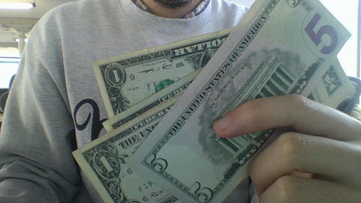 Survey Compare US tweet media