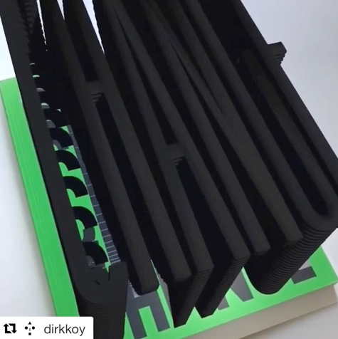 demagazine's tweet photo. We are so happy with all the #Positive feedback about our latest #coverdesign using #AugmentedReality #App by #designer #Dirkkoy #print #future #futureofprint #design #ideas #movinggraphics #motiondesign #motionGraphics #patone #patone802 #pantone806 #graphicsdesign #AR #graphics https://t.co/UbERuXLlBd