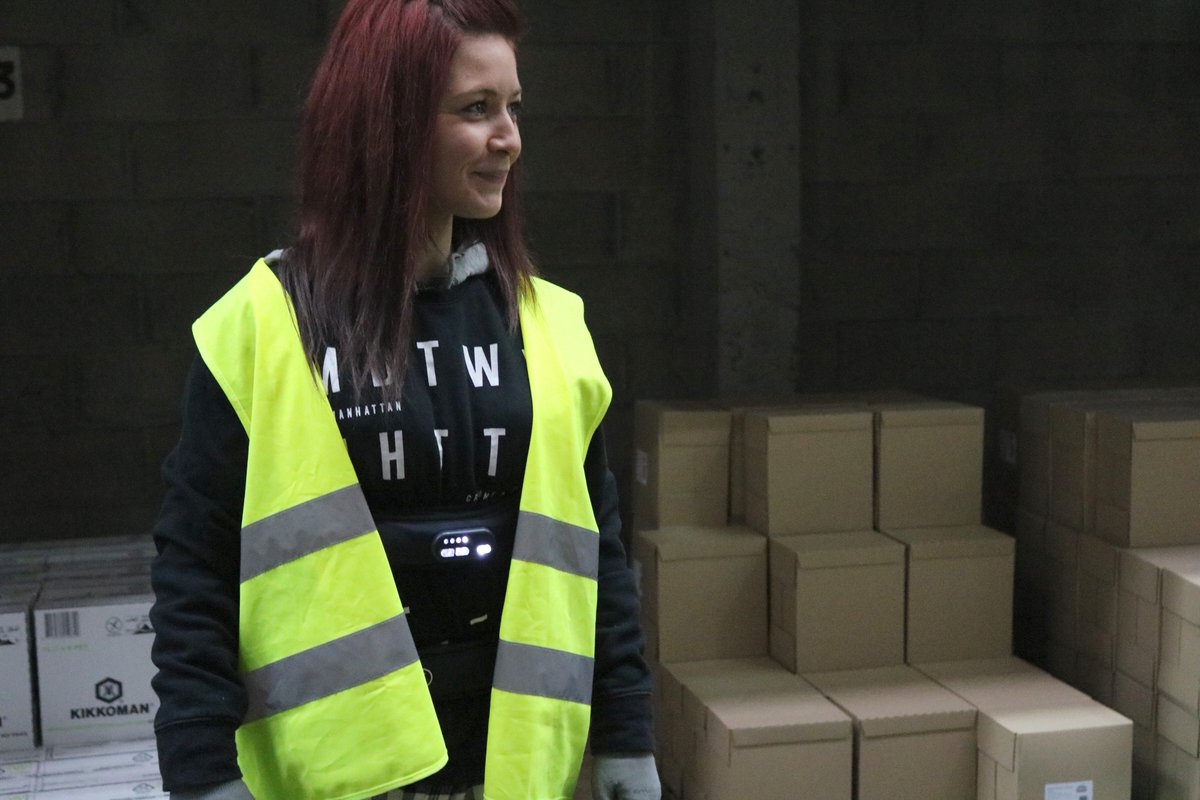 To fight back pain:
- limit bed rest
- keep moving
- maintain good posture
- strengthen your core muscles
- improve flexibility
Our exoskeleton allows to delay and relieve pain while maintaining a complete mobility and reducing at-risk postures.
Fight back pain with Japet!