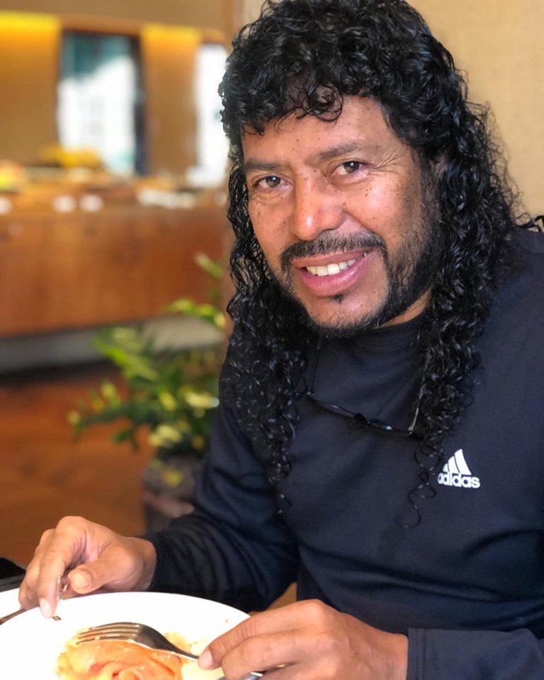 40cali905's tweet photo. ¡No puede ser!

Toda esta plata le pagaron a Rene Higuita por cortarse el pelo 😱😱😱 --------->>  https://t.co/FEHJbUqGKt https://t.co/0mX9uoXU5z