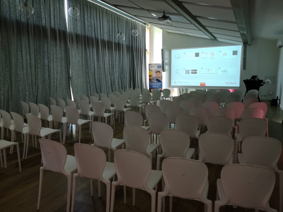 deal4event tweet media