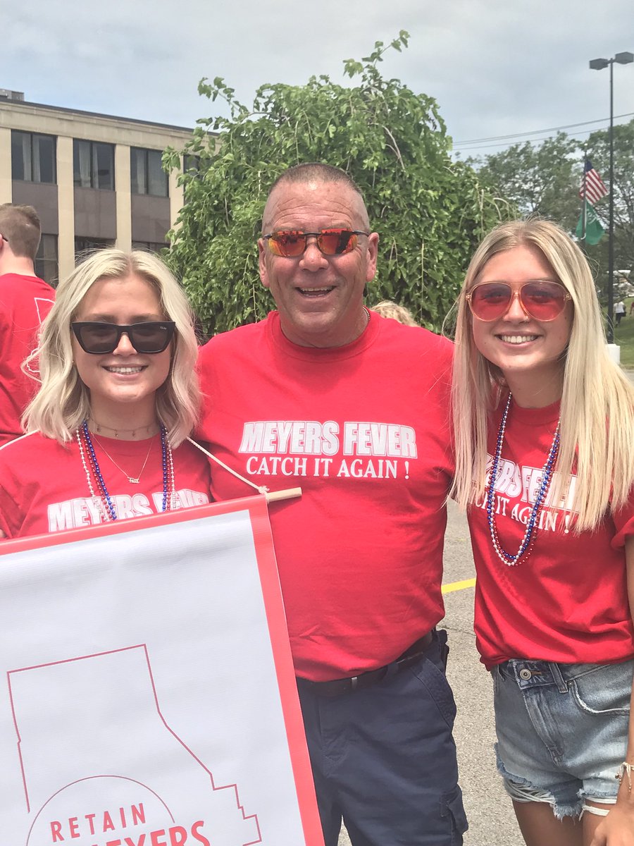 ecdems's tweet photo. Legislator @TimMeyersEC7 and family at the Town of Cheektowaga Independence Day Parade!  #TeamECDC #MeyersFever https://t.co/SAwZO18ugG