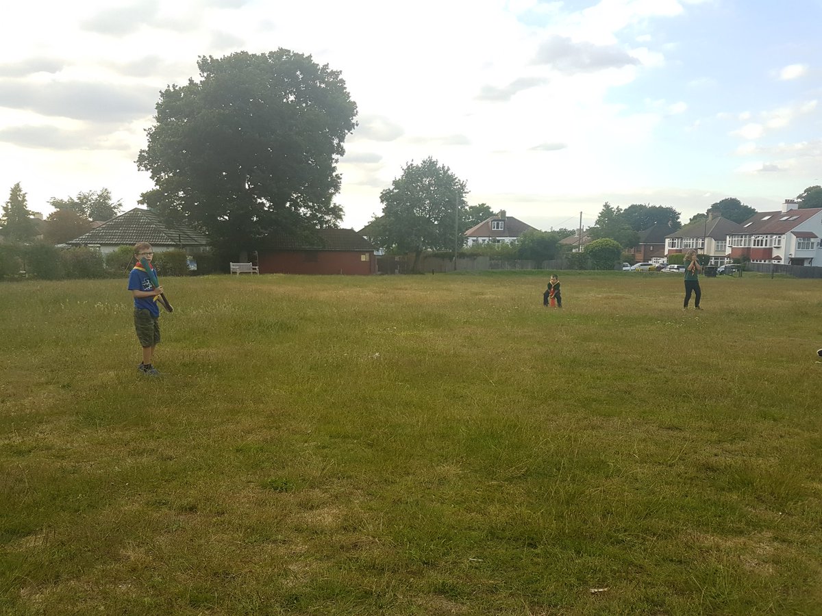 29thCroydon's tweet photo. Cubs this week were playing rounders on the rec, with 2 teams teamwork was key! 

#SkillsForLife 
#YouthLed https://t.co/4UQxr6Nnjg
