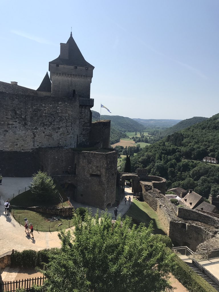 MrsHand1's tweet photo. Exploring the Dordogne with our family. https://t.co/aDe6fVsJjR