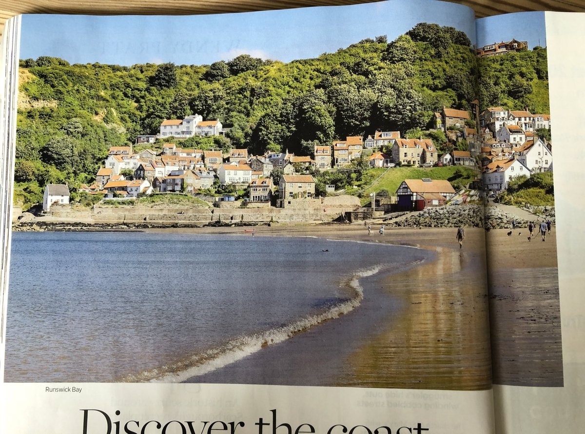 StayInRunswick's tweet photo. Oh no @Yorkshire_Life What have you done to Runswick Bay? #flipside #messingwithmymind 😱 https://t.co/X4qqTEU4WA