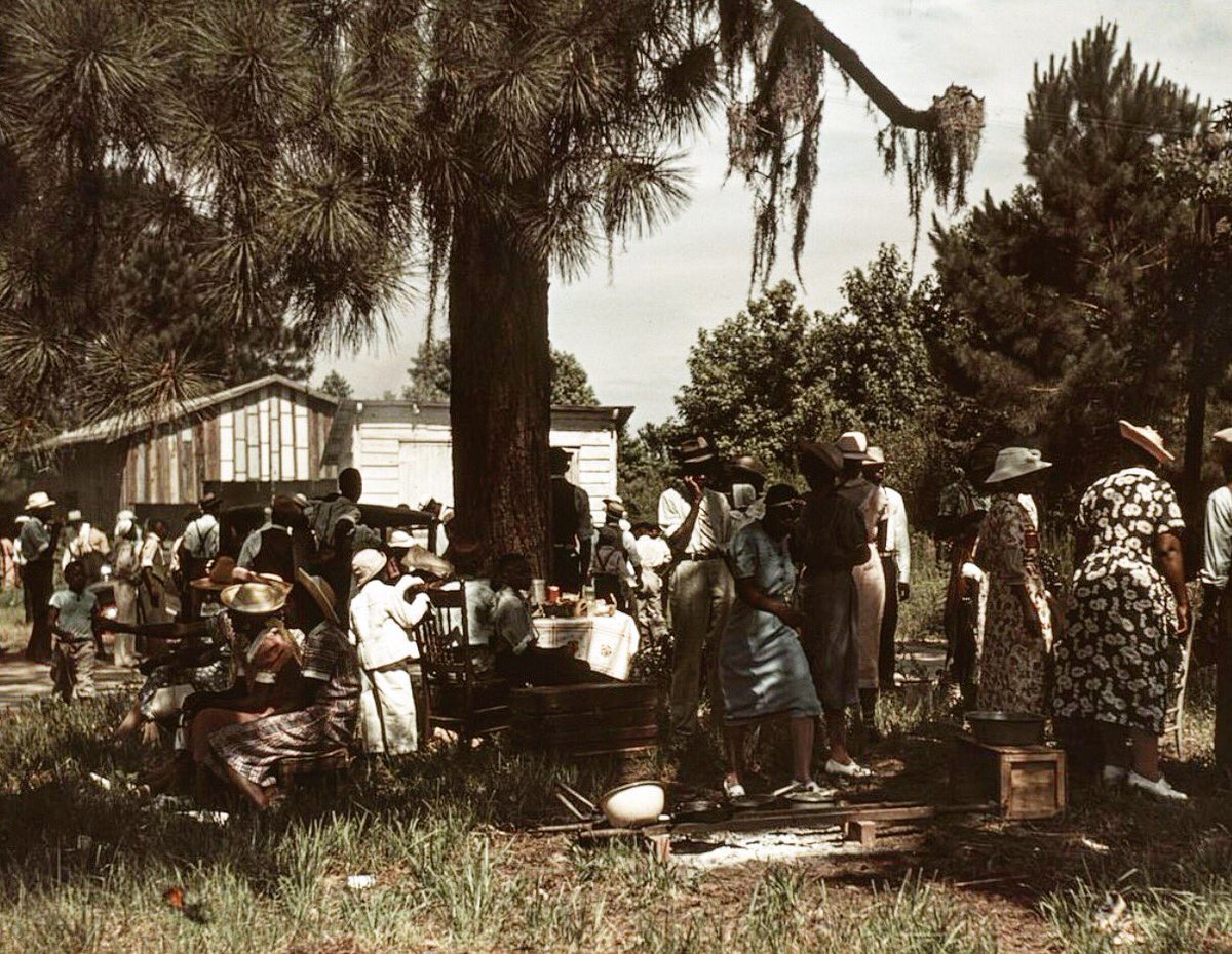 GullahProject's tweet image. The Port Royal Experiment was a first attempt at emancipating Southern slave in America. Union Army occupied the Sea Islands of South Carolina, freeing 10,000 slaves. Although Juneteenth has come and gone, we remain in celebratory spirits for the Fourth of July.