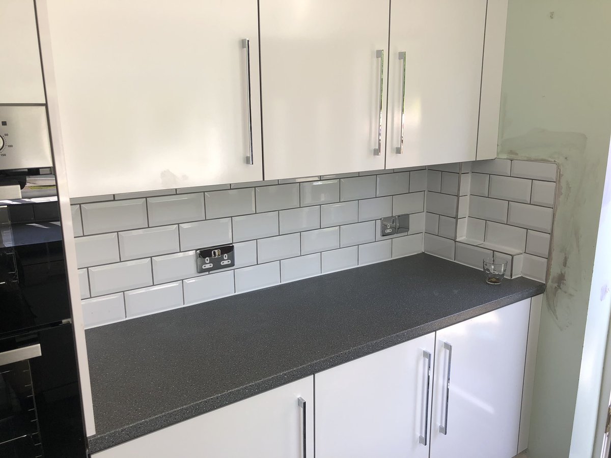 DalesJoineryLtd's tweet photo. Helping out another local tradesman this week , bit of tiling done and dusted on a small kitchen. Testing to say the least.#dalesjoineryltd #joiner #tiling #metrotiles #whitegloss https://t.co/qDnEiBY4vA
