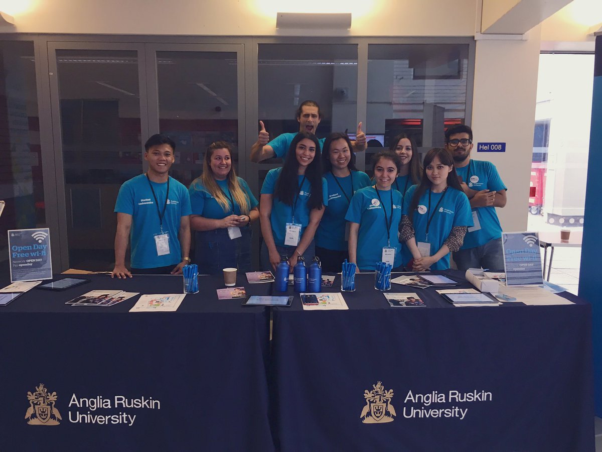 AngliaRuskin's tweet photo. A hard nightsβ work comes to an end for our check in student ambassadors at the open evening ! #workinghard #customerservicewithasmile #cambridge https://t.co/pB1VGkMrIm