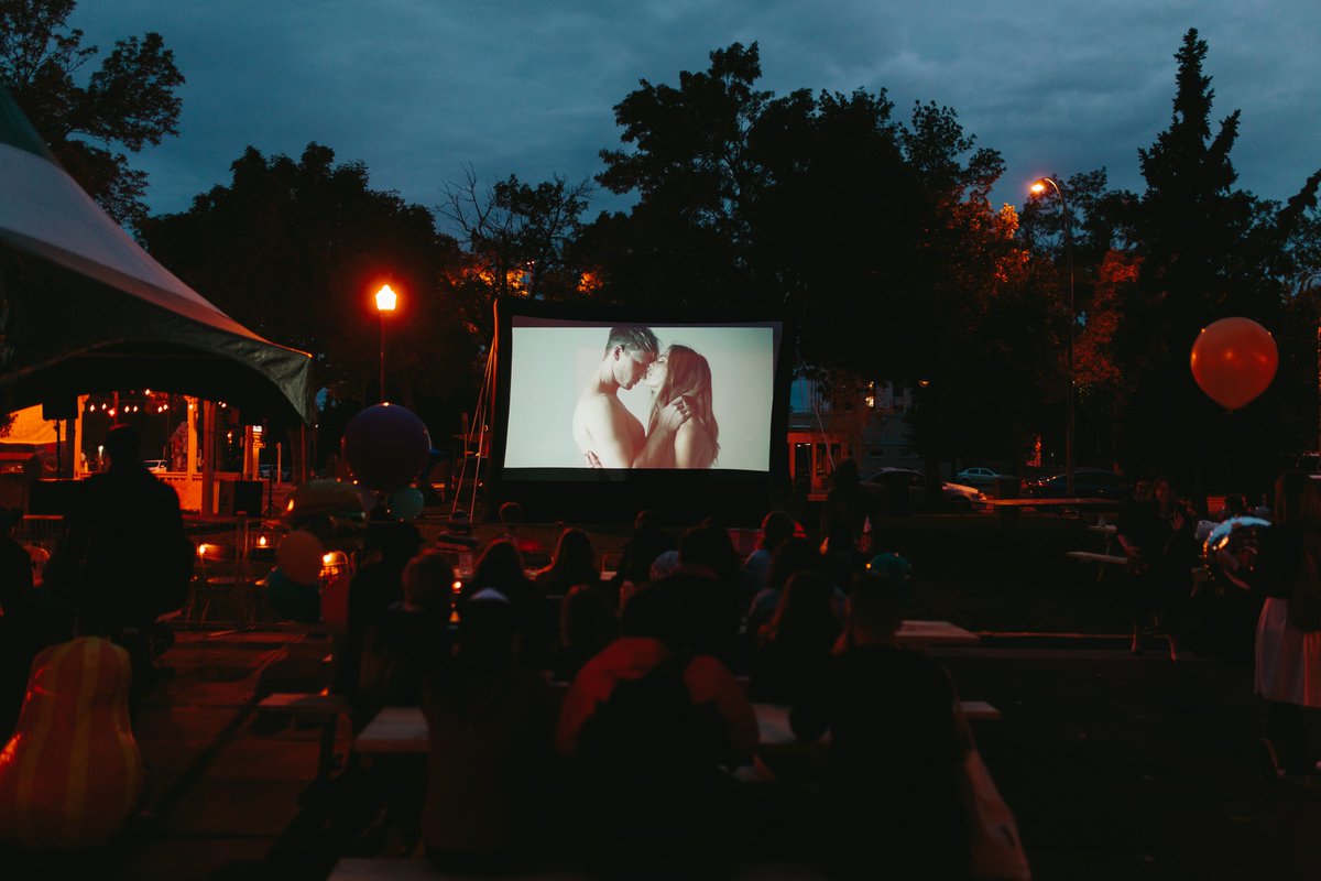 ExploreEdmonton's tweet photo. Edmonton's only found space arts festival is returning to @oldstrathcona this weekend! #FoundFestival brings music, beer gardens, performance art, poetry, stand up, and more to one of our favourite 'hoods! https://t.co/s3fcKCyhGX #ExploreEdmonton https://t.co/CCKKtnIb2y