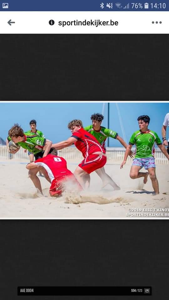 RacingJetBXL's tweet photo. Les juniors du @RacingJetBXL au @beachrugby à Blankenberge #beach #rugby #beawinner #bebrussels #apremdereve https://t.co/jY041VGLJt