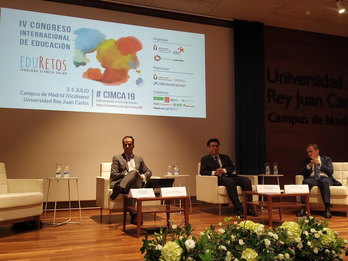 javierramosl's tweet image. Mañana es la última jornada del #CIMCA19. Un punto de encuentro, debate y reflexión donde los profesionales de la Educación tienen el objetivo de transformar la sociedad. Este año los retos se centran en la igualdad, la ciencia y la salud. Gracias @Observa_URJC