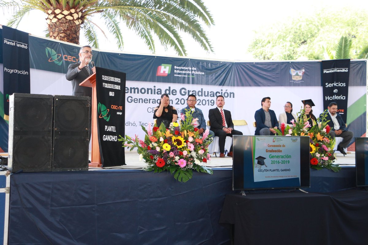 sarteaga4's tweet photo. La constancia y disciplina son la base para conseguir el éxito, fue un honor para mí acompañar a los 109 graduados de los componentes profesionales de Servicios de Hotelería y Programación del @CECyTEHgoGandho.

#OrgulloCECyTEHidalgo https://t.co/nug8oBReKO