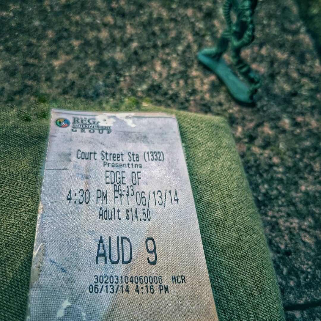 mylifeinstubs's tweet photo. Edge of Tomorrow
Director: Doug Liman
Date: June 13, 2014
.
.
.
#edgeoftomorrow #dougliman #tomcruise #emilyblunt #billpaxton #brendangleeson #livedierepeat #scifi #aliens #looptime #groundhogday #repetition #actionmovies #alieninvasion #mechsuit #mechs #moviestubs #moviestub https://t.co/Oc2YbQDP6o